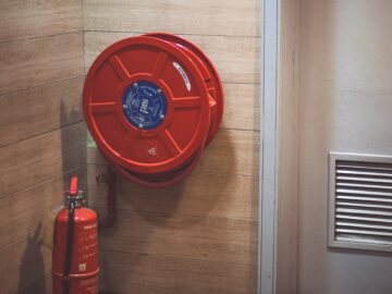 Provozujete hotel? Tyhle základní doporučení požární ochrany platí i pro vás!